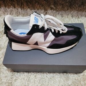 Women's New Balance 327